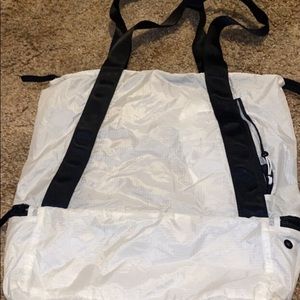 lululemon athletica Bags - Lululemon gym bag lululemon athletica Bags - Lululemon gym bag